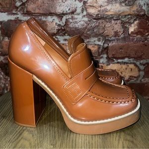 STEVE MADDEN Randy Cognac Patent